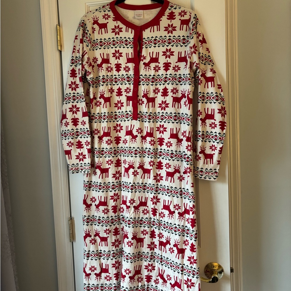 Hanna Andersson Red and White Women’s Nightgown